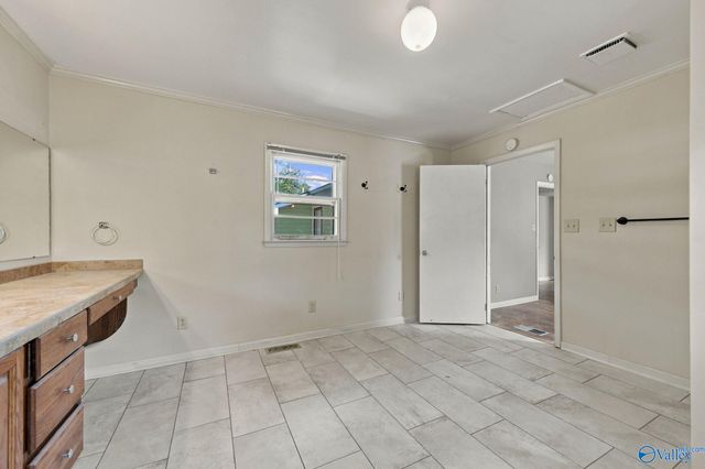 4311 Arlington Road NW, Huntsville, AL 35805