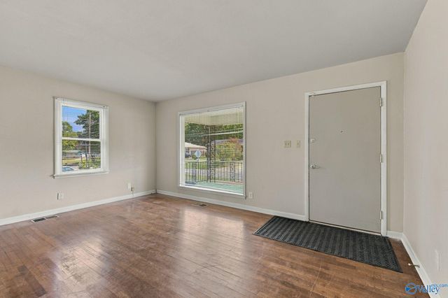 4311 Arlington Road NW, Huntsville, AL 35805