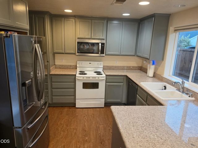 7321 Juniper Court, White City, OR 97503