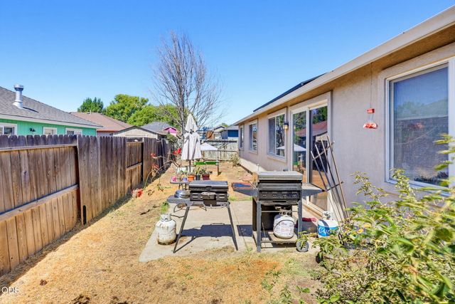 7321 Juniper Court, White City, OR 97503
