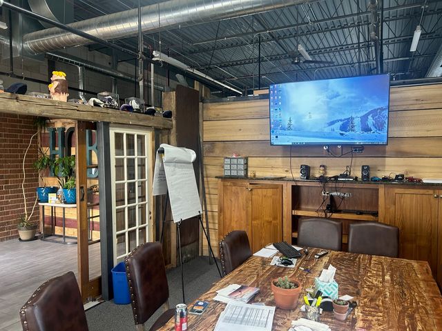 610 Anthony Trail, Northbrook, IL 60062