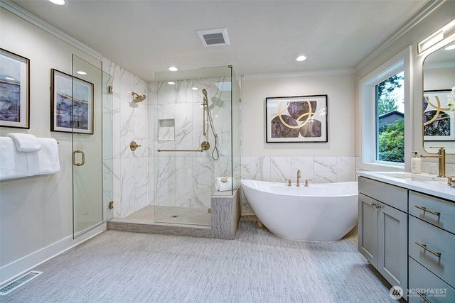 12825 NE 78th Place, Kirkland, WA 98033