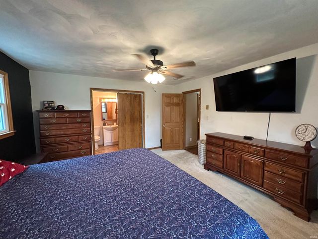 1863 S Lakeview Estate, Wabash, IN 46992