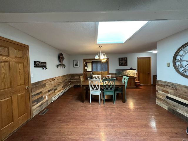 1863 S Lakeview Estate, Wabash, IN 46992