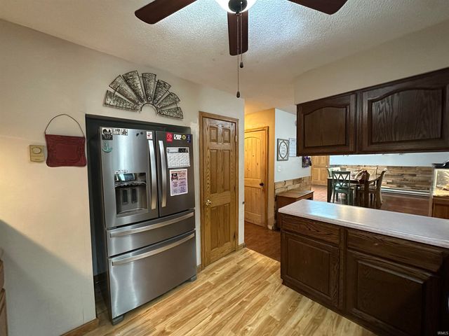 1863 S Lakeview Estate, Wabash, IN 46992