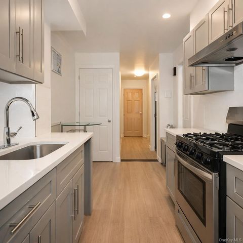 150-22 77th Avenue, Flushing, NY 11367