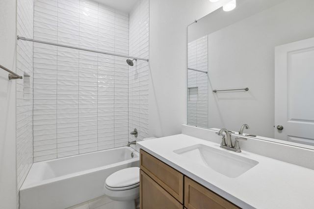 206 San Saba DR, Buda, TX 78610