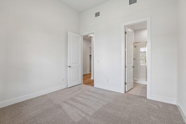 206 San Saba DR, Buda, TX 78610