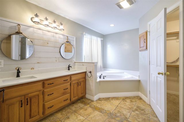 11278 Jackson Road, Krum, TX 76249