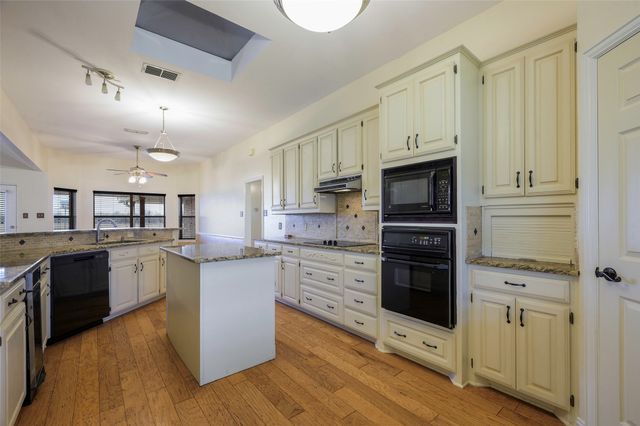 11278 Jackson Road, Krum, TX 76249