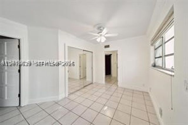 7080 NW 82nd Ter, Parkland, FL 33067