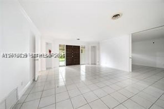 7080 NW 82nd Ter, Parkland, FL 33067