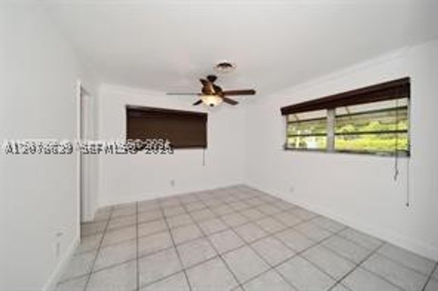 7080 NW 82nd Ter, Parkland, FL 33067
