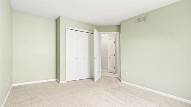 1829 Michelle Court, Ann Arbor, MI 48105