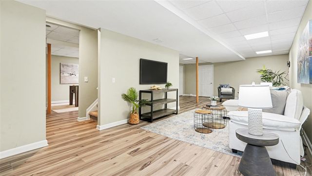 1829 Michelle Court, Ann Arbor, MI 48105