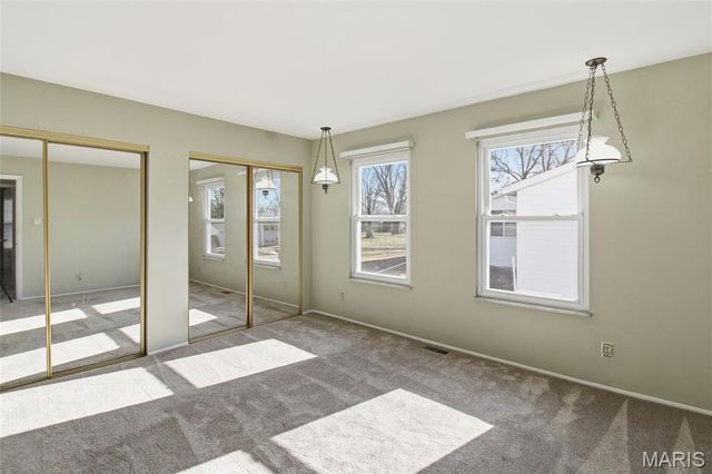 514 Stephanie Lane, Manchester, MO 63011