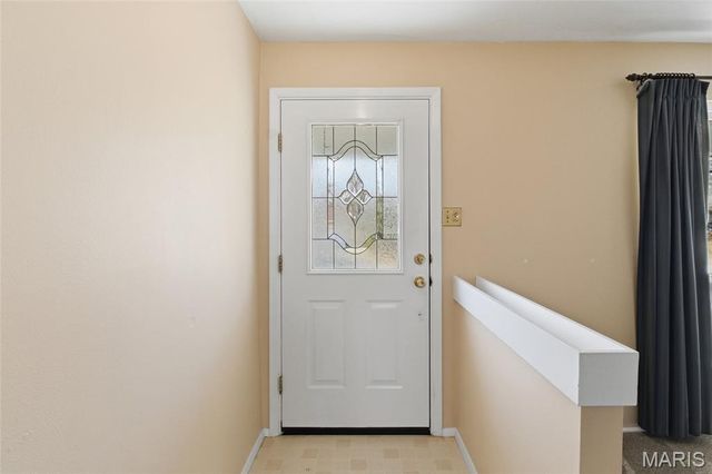 514 Stephanie Lane, Manchester, MO 63011