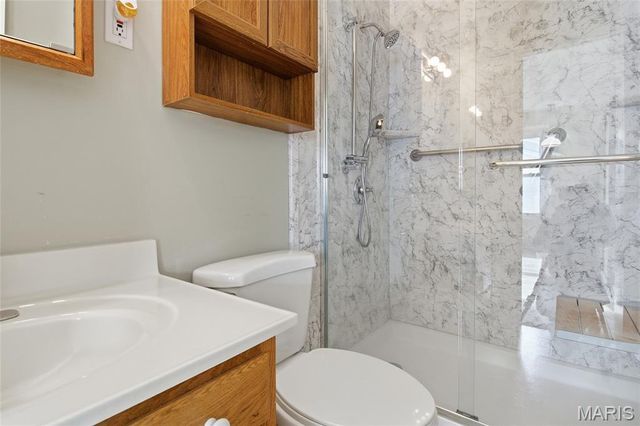 514 Stephanie Lane, Manchester, MO 63011