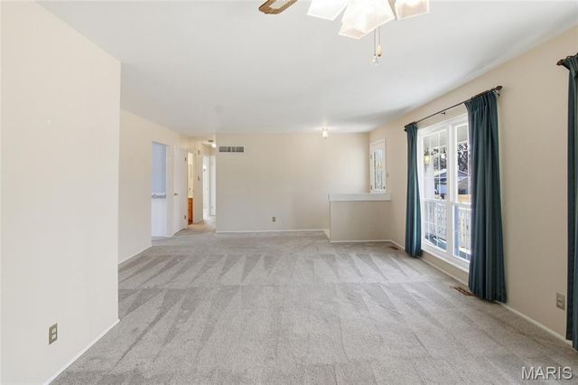 514 Stephanie Lane, Manchester, MO 63011