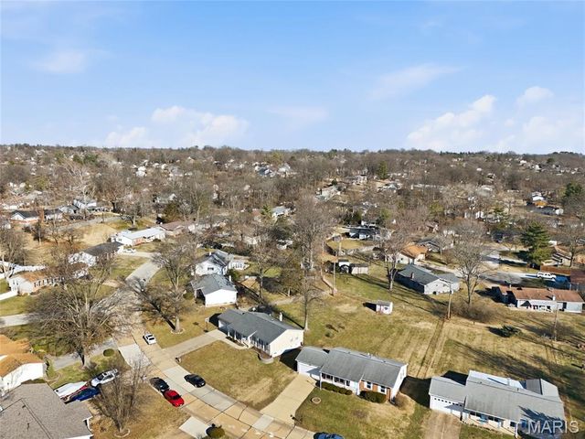 514 Stephanie Lane, Manchester, MO 63011