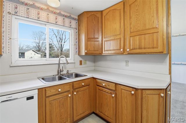 514 Stephanie Lane, Manchester, MO 63011