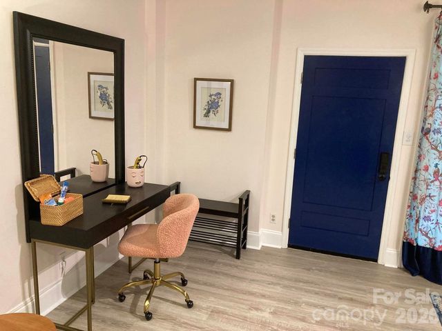 400 Queens Road E5, Charlotte, NC 28207