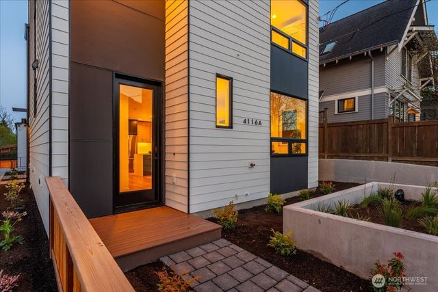 4116 A Burke Avenue N, Seattle, WA 98103