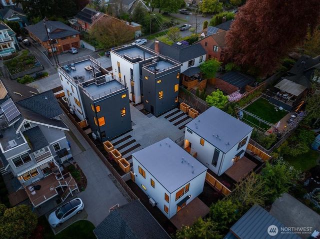 4116 A Burke Avenue N, Seattle, WA 98103