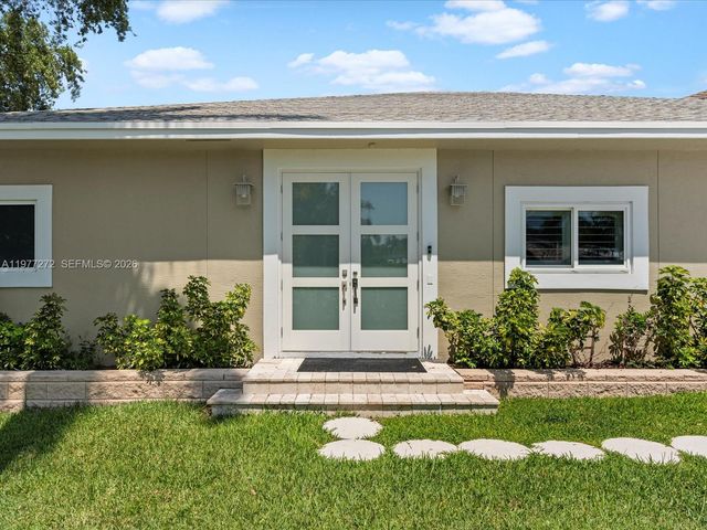 3510 NE 17th Ave, Oakland Park, FL 33334