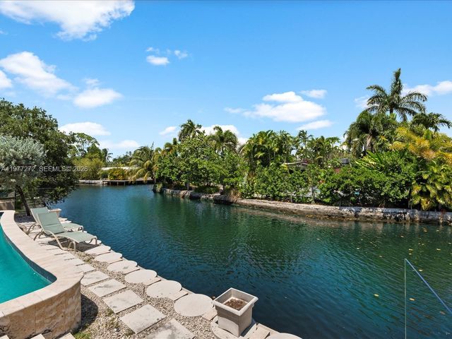 3510 NE 17th Ave, Oakland Park, FL 33334