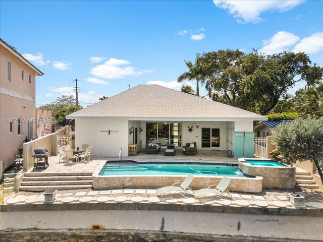 3510 NE 17th Ave, Oakland Park, FL 33334