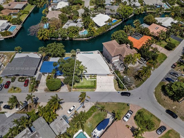 3510 NE 17th Ave, Oakland Park, FL 33334