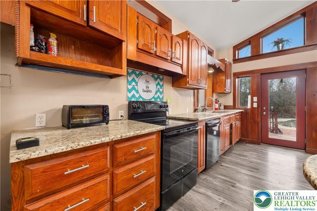 120 Royal Manor Road, Easton, PA 18042
