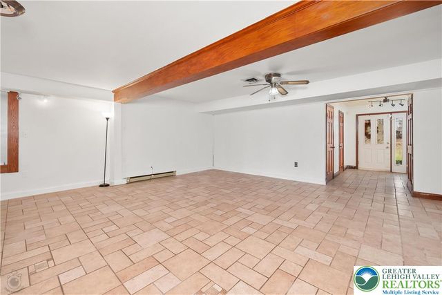 120 Royal Manor Road, Easton, PA 18042
