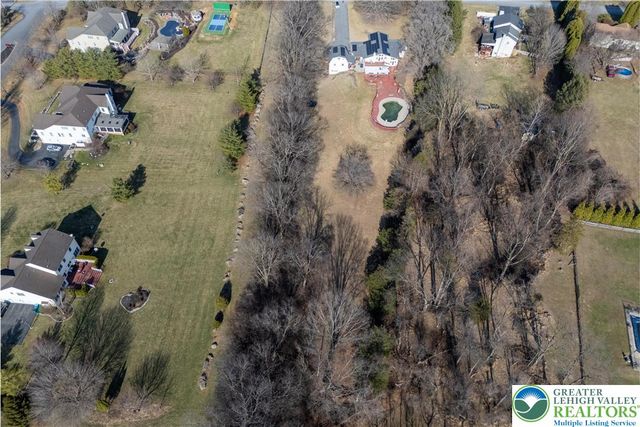 120 Royal Manor Road, Easton, PA 18042