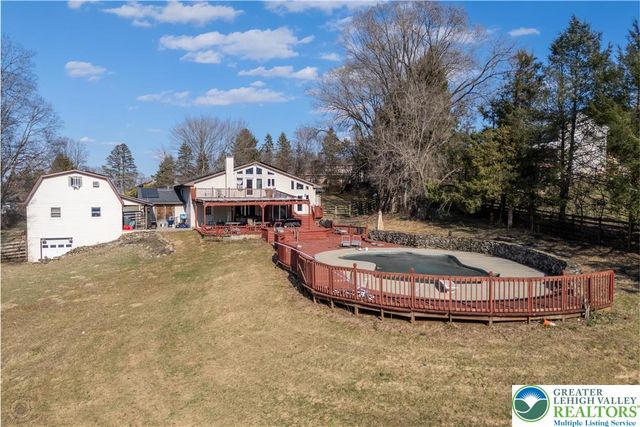 120 Royal Manor Road, Easton, PA 18042