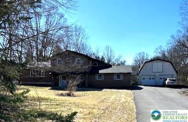 120 Royal Manor Road, Easton, PA 18042