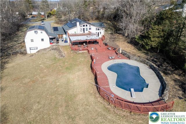120 Royal Manor Road, Easton, PA 18042