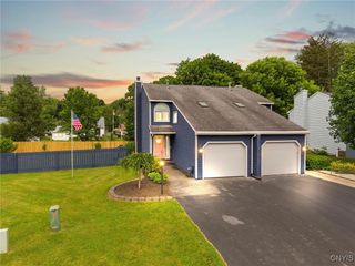 101 Post Lamp Circle, Cicero, NY 13212