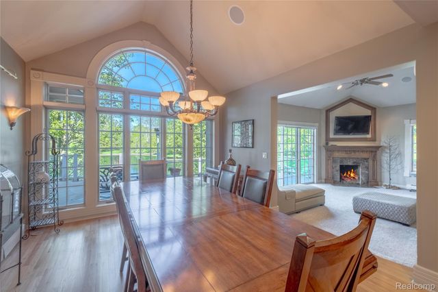 6279 CANTER CREEK Court, Grand Blanc, MI 48439