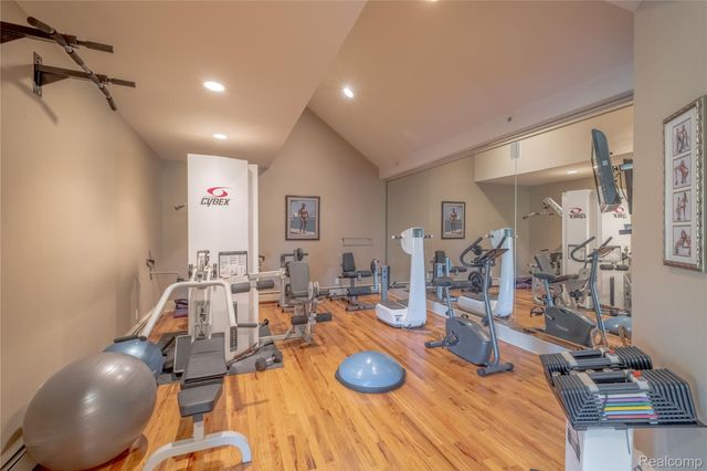 6279 CANTER CREEK Court, Grand Blanc, MI 48439