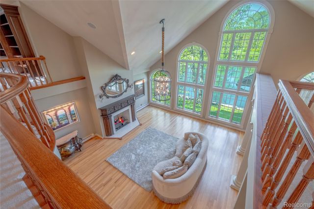 6279 CANTER CREEK Court, Grand Blanc, MI 48439