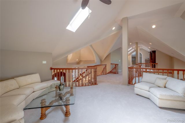 6279 CANTER CREEK Court, Grand Blanc, MI 48439