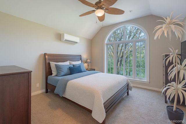 6279 CANTER CREEK Court, Grand Blanc, MI 48439