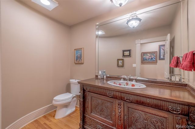 6279 CANTER CREEK Court, Grand Blanc, MI 48439