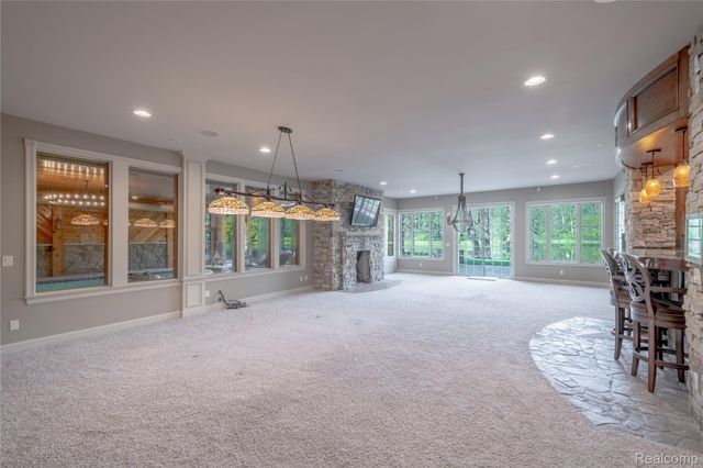 6279 CANTER CREEK Court, Grand Blanc, MI 48439