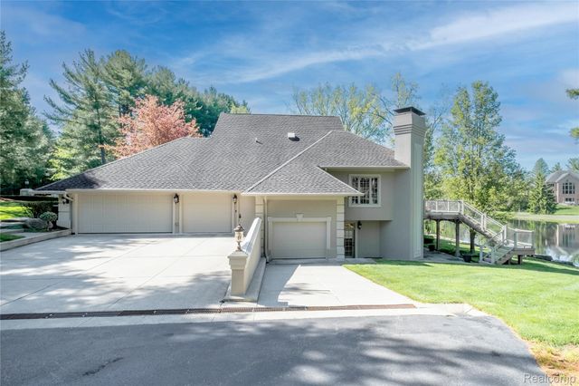 6279 CANTER CREEK Court, Grand Blanc, MI 48439