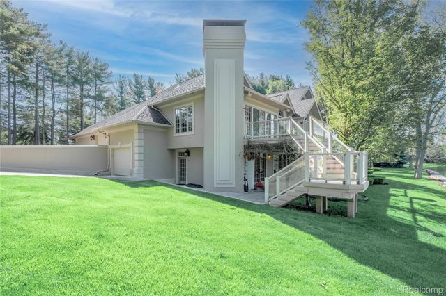 6279 CANTER CREEK Court, Grand Blanc, MI 48439