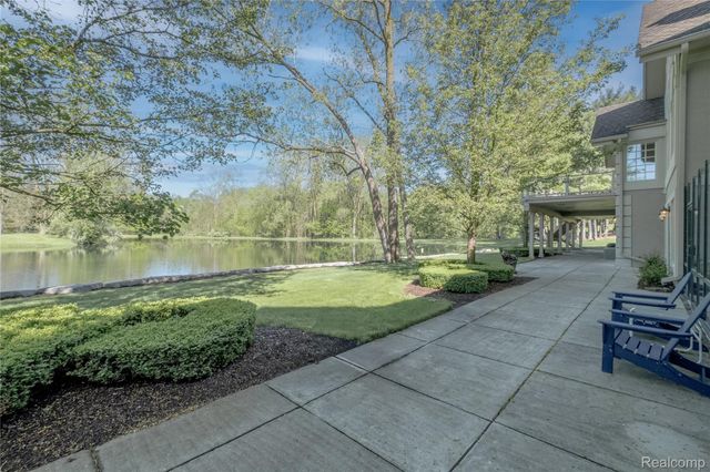 6279 CANTER CREEK Court, Grand Blanc, MI 48439