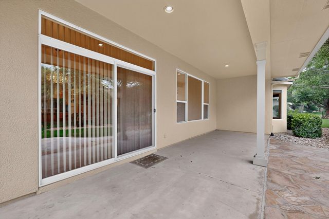 207 Red Poppy TRL, Georgetown, TX 78633